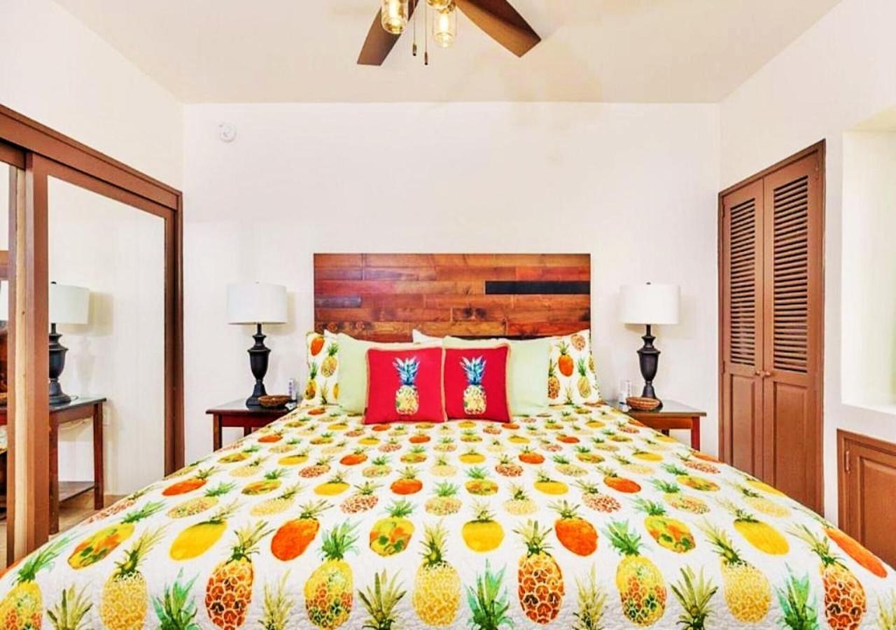 Right On The Beach! Rocky Point Condo Rental - 2 Bedroom Penthouse Beachfront Екстер'єр фото